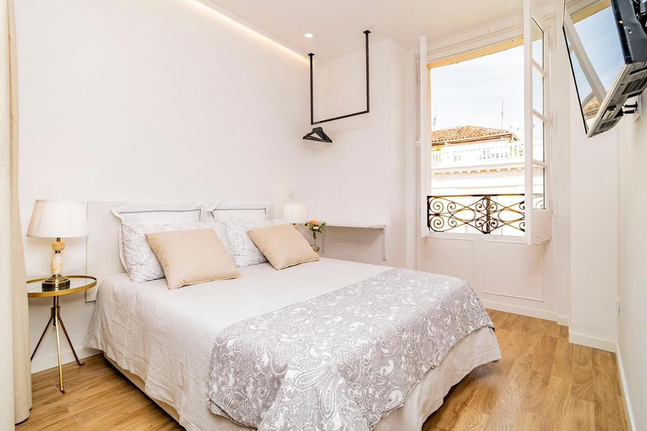 Unbeatable Views Of Puerta Del Sol By Batuecas Leilighet Madrid Eksteriør bilde